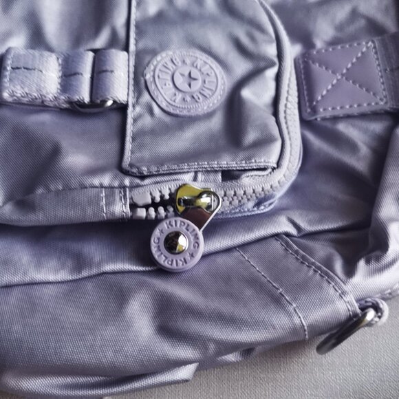 brand new Kipling vintage crossbody Defea Medium Handbag metallic lilac - Picture 4 of 10